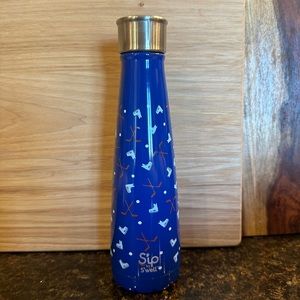 Sip by Swell hockey pattern water bottle